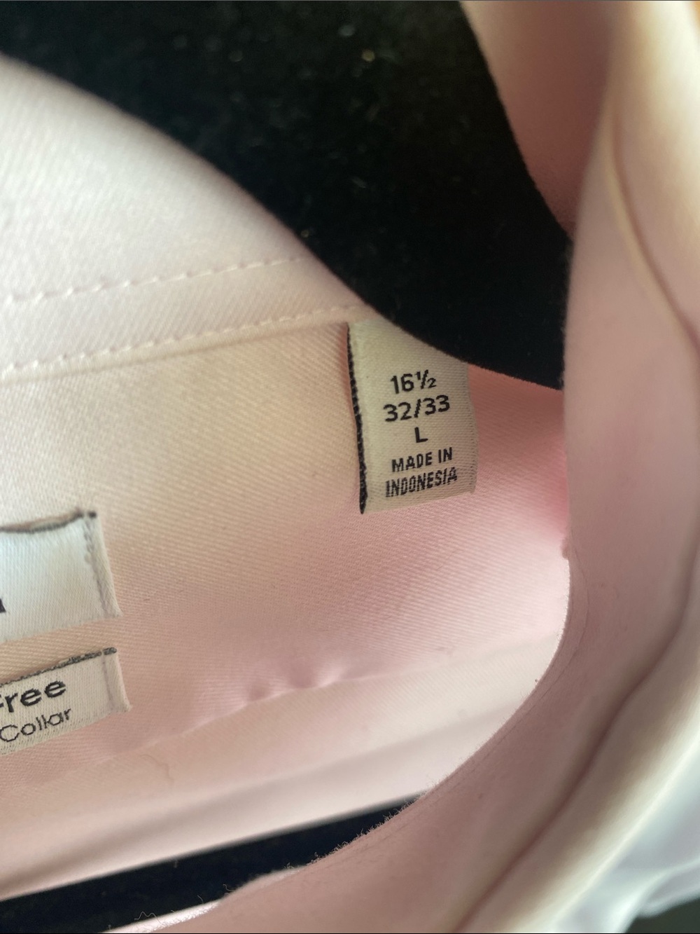 Calvin Klein Pale Pink Men's Dress Shirt - Flex Collar - Picture 3 of 4